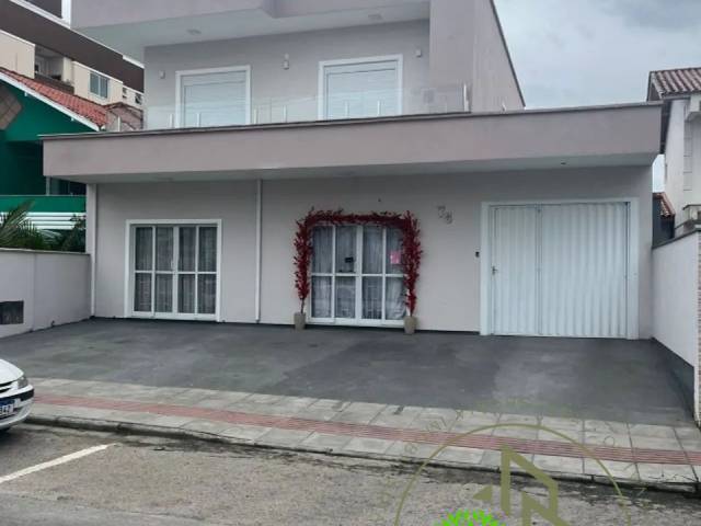 #202646 - Casa para Venda em Palhoça - SC