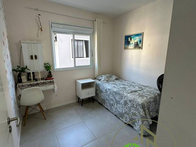 Apartamento para Venda em Palhoça - 5
